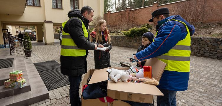 Les Chevaliers de Colomb aident les rfugis ukrainiens au sminaire  Lviv, en Ukraine. 